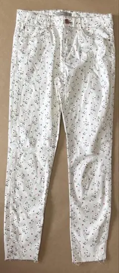 ザラキッズ女の子　花柄ダメージ白デニムパンツ　160センチ