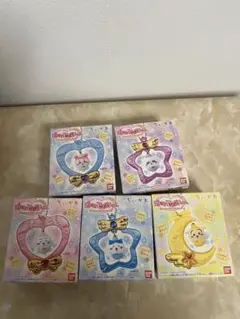 ジュエリースイングチャーム　ちいかわ　ハチワレ　うさぎ　モモンガ　古本屋