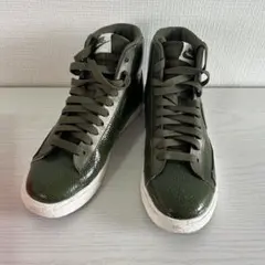 NIKE ブレーザー ミッド プレミアム スニーカー　型押し レザー　ハイカット