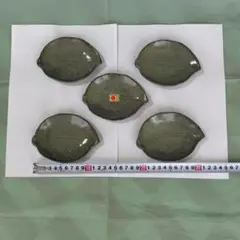 葉っぱ型緑色陶器皿5枚セット