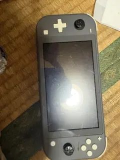 Z*A様 d*3様 Switchライト イエロー ジャンク品 - メルカリ