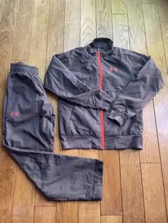 Under Armour ウィンドブレーカー上下