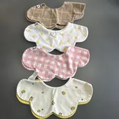 コニー　ベビー用スタイ4枚セット