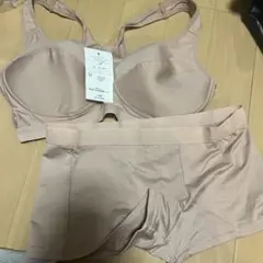 ノンワイヤーブラ　ショーツセット　L