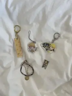 鬼滅の刃 我妻善逸 アクリルキーホルダー、ブレスレット5点セット