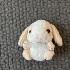 うさぎのぬいぐるみ リボン付き