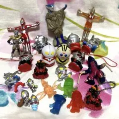 再お値下げ中 ウルトラマン 指人形 60体 まとめ売り - メルカリ