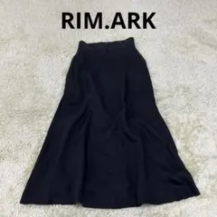 RIM.ARK ネイビー　リネン１００　ロングフレアスカート 38サイズのサムネイル