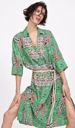 新品☆ZARA ザラ ベルト付きプリントワンピース