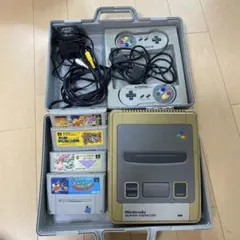 【ジャンク品】Nintendo スーパーファミコンセット　カセット4本付き