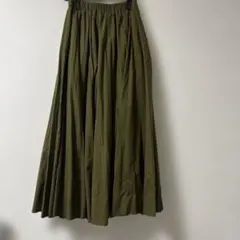 ⭐︎お買い得⭐︎⭐︎CYNICAL⭐︎美品オリーブ色 フレアロングスカートのサムネイル