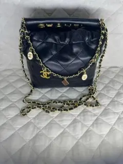 CHANEL 黒 レザー キルティング バッグ ☆ウエストポーチ CHANEL 黒 レザー キルティング バッグ ☆ウエストポーチ