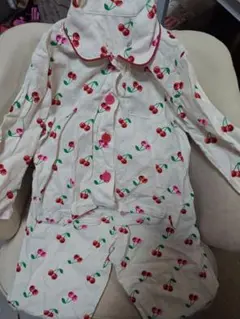 チェリー柄パジャマ