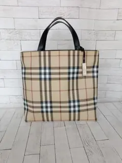 バーバリー　ノバチェック　ハンドバッグ　トートバッグ　ロゴプレート チャーム付き