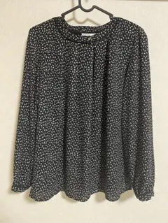 DRESKIP ブラウス　ブラック　ホワイト小花柄　Lサイズ