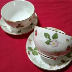 【美品】ウェッジウッド ワイルドストロベリー 湯呑み 2客セット