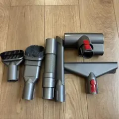 Dyson v8 fluffy+アタッチメントセット - メルカリ