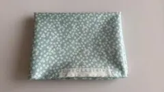 CS 100そうコットン　kukka ペールグリーン地に白