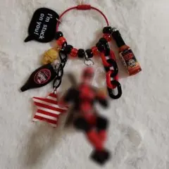 じゃらじゃらキーホルダー デッドプール 赤 レッド 黒 ブラック デスソース