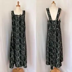 used レトロ モノトーン 総柄ワンピース 古着 ヴィンテージ vintageのサムネイル