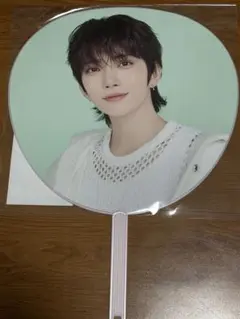 SEVENTEEN ジョシュア YAKUSOKU JAPAN ペンミ うちわ - メルカリ
