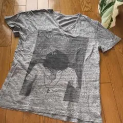SHIPS Vネック Tシャツ グレー Lサイズのサムネイル