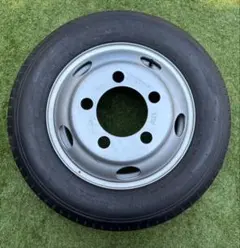 新車外し】いすゞ エルフ 205/75R16 R202 5穴 1本 - メルカリ