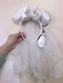 【海外ディズニー限定版】花嫁カチューシャ 白 チュール ウエディング ベール