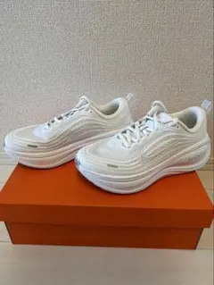 未使用 NIKE ボメロプラス 30cm ランニングシューズ - メルカリ