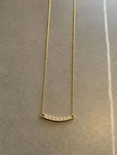 トライアングルカットストーン ネックレス ゴールドカラー - メルカリ