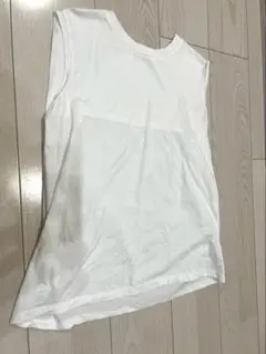 ノースリーブカットソー uネック