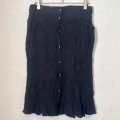 【M】 黒 ボタン付き フレアスカート 膝丈 シワ加工 裏地付き ブラック