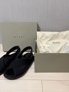 MARNI ブラック クロスストラップサンダル　27cmのサムネイル