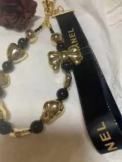 CHANEL ゴールド ブラック キーホルダー