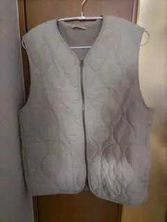 GU ヒートパデッドキルティングベストSW　ベージュ　M