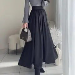 田中みな実着用　GRL グレイル　ウエーブシアーフレアスカートSサイズ　ブラック