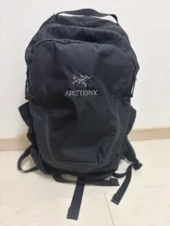【廃盤・人気黒】ARC’TERYX Mantis 26 刺繍ロゴ リュックのサムネイル