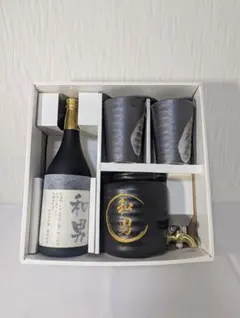 KOMATSU ブルドーザー型容器　焼酎 KOMATSU ブルドーザー型容器 焼酎 - メルカリ