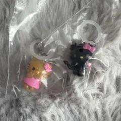 ハローキティ　めじるしアクセサリー　2個セット