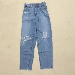 UNIQLO ダメージ加工 ストレートジーンズ