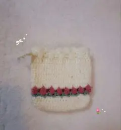 ハンドメイド　巾着　チューリップ 花　白 毛糸　編み物　かぎ編み　オーダー