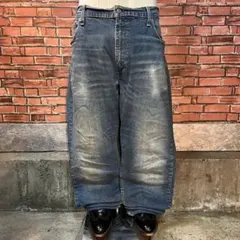 Item thumbnail for item b7c7f09d-cae8-4fa4-ba4a-26dfffe71b9a