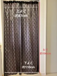 黒の花柄レースカーテン