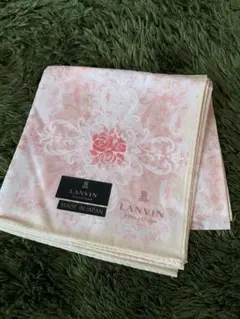 LANVIN COLLECTION ハンカチ ピンク 花柄　大判サイズ