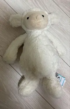 【新品未使用タグ付き】JELLYCAT ぬいぐるみ ひつじのサムネイル