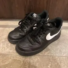 Nike Air Force 1 ブラック ホワイト スニーカー　ナイキ　28