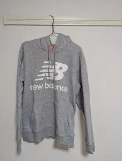 New Balance　パーカー