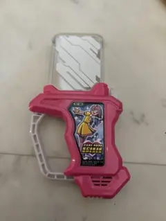 Item thumbnail for item 115a8e16-238f-4ea3-9fc9-d7a3bf0b4ff1