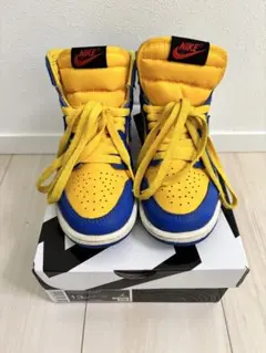 Item thumbnail for item 27dc8c0a-2c3b-413b-a186-6d59efc9bc3a