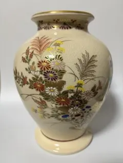 薩摩焼　さつま焼 　桃伯 　花瓶　高さ約19cm　幅約14cm 美品】薩摩焼 桃伯 花瓶 5月3日までの限定出品 - メルカリ